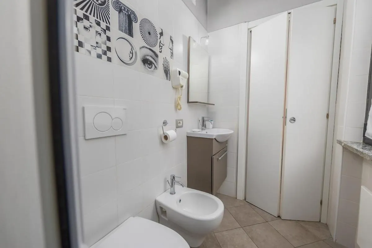 5 Min To Metro - Independent - Quiet - Privacy Apartment Milan