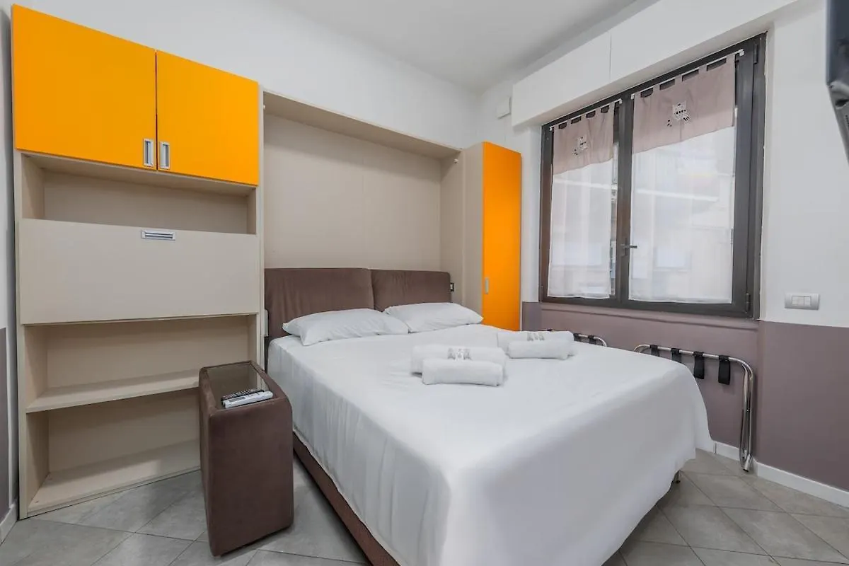 5 Min To Metro - Independent - Quiet - Privacy Apartment Milan